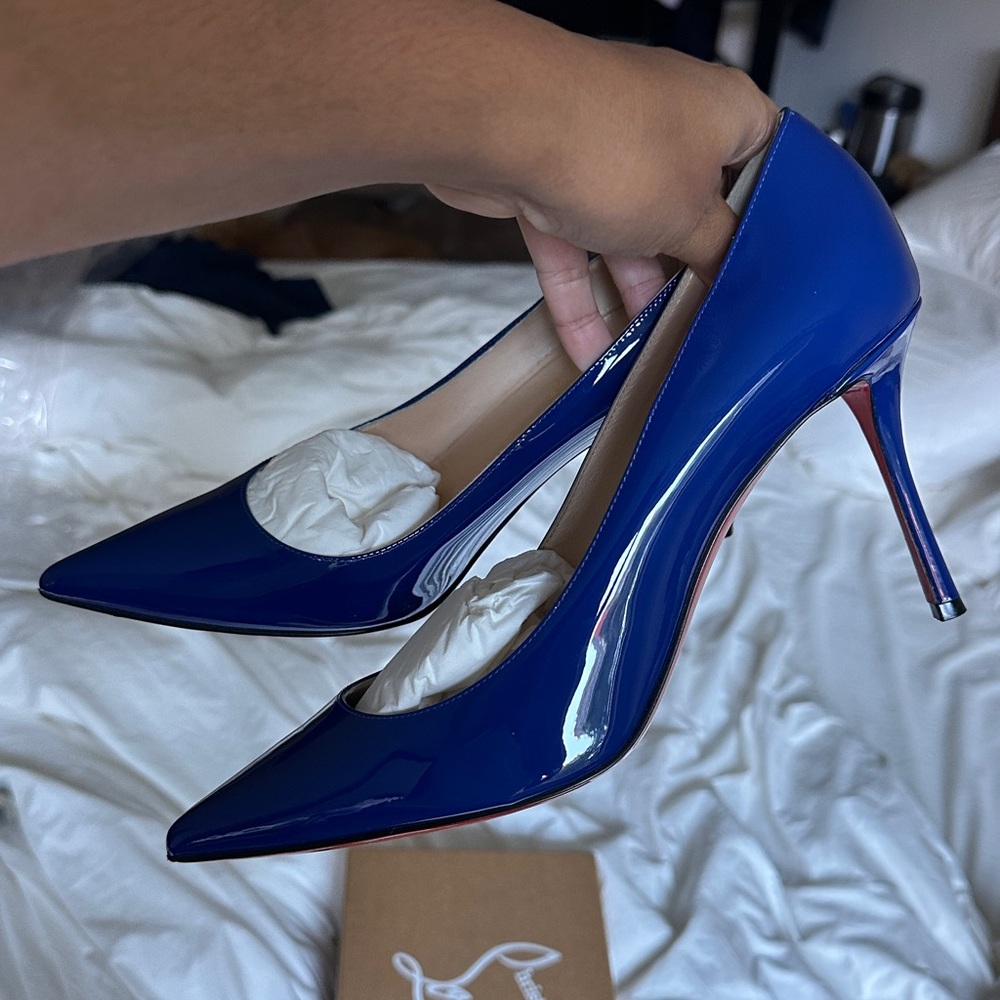 Blue Patent 85 mm Louboutins sz 40.5